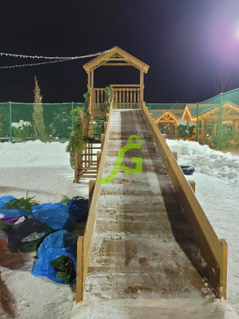 картинка Зимняя деревянная горка "IgraGrad Snow Fox (Домик)", скат 10 м от магазина Лазалка