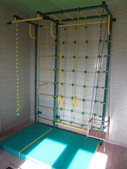 Детский спортивный комплекс ДСК "Пионер-С4С" с сетью (пристеночный) зелено-желтый